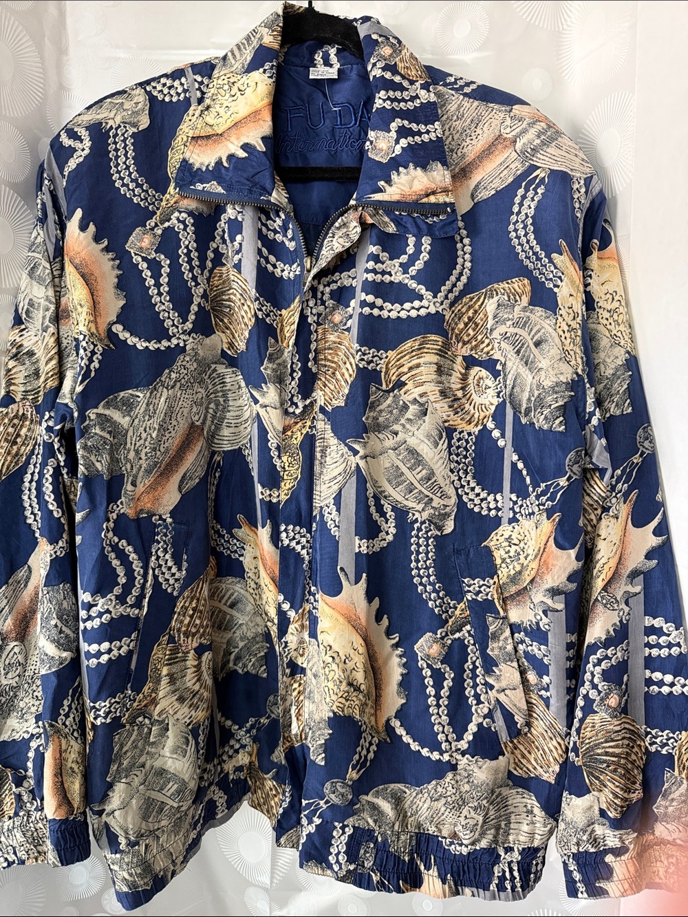 Vintage Fuda International Silk jacket with bold seashell/chain print, XL/1X